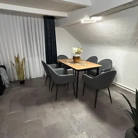 Univers 4 Apartment *