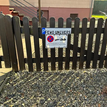 アパート Univers 4&4a *