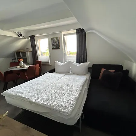 Univers 4&4a דירה *