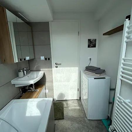 Univers 4&4a דירה באד הרצבורג