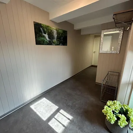 Univers 4&4a バート・ハルツブルク