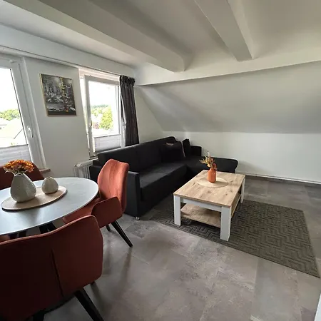 דירה Univers 4&4a